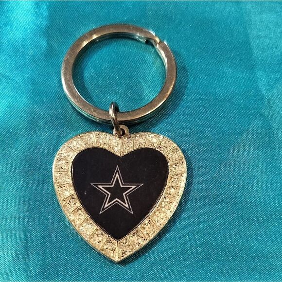 Dallas Cowboy heart keychain - Picture 7 of 7